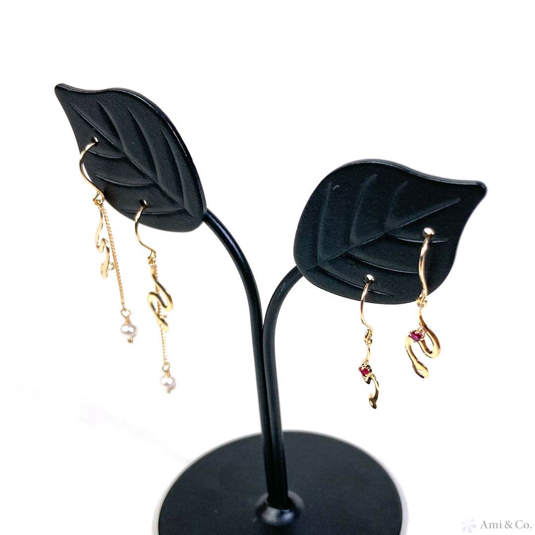 ピアス K18 スネーク(蛇)モチーフ × パール ゴールド レディース イヤージュエリー 幸運 巳年 フックタイプ