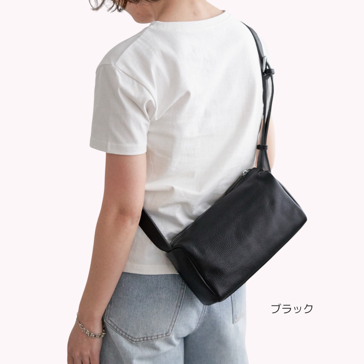 レザーショルダーバッグ シンプルレザーバッグ 大人かわいいバッグ 500mLのペットボトルが入るバッグ 旅行バッグ ボディバッグ 本革バッグ ショルダーバッグ