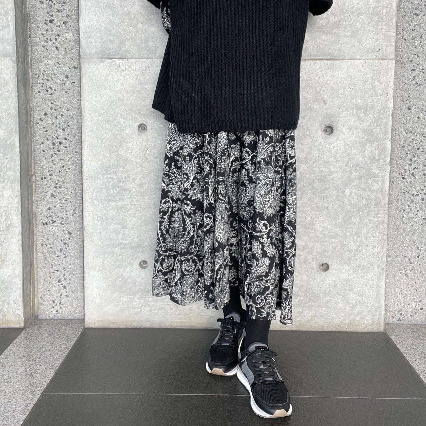 ホフ HOFF ローカットスニーカー レディース <READING> 異素材コンビ ブラックスニーカー きれいめ スペイン