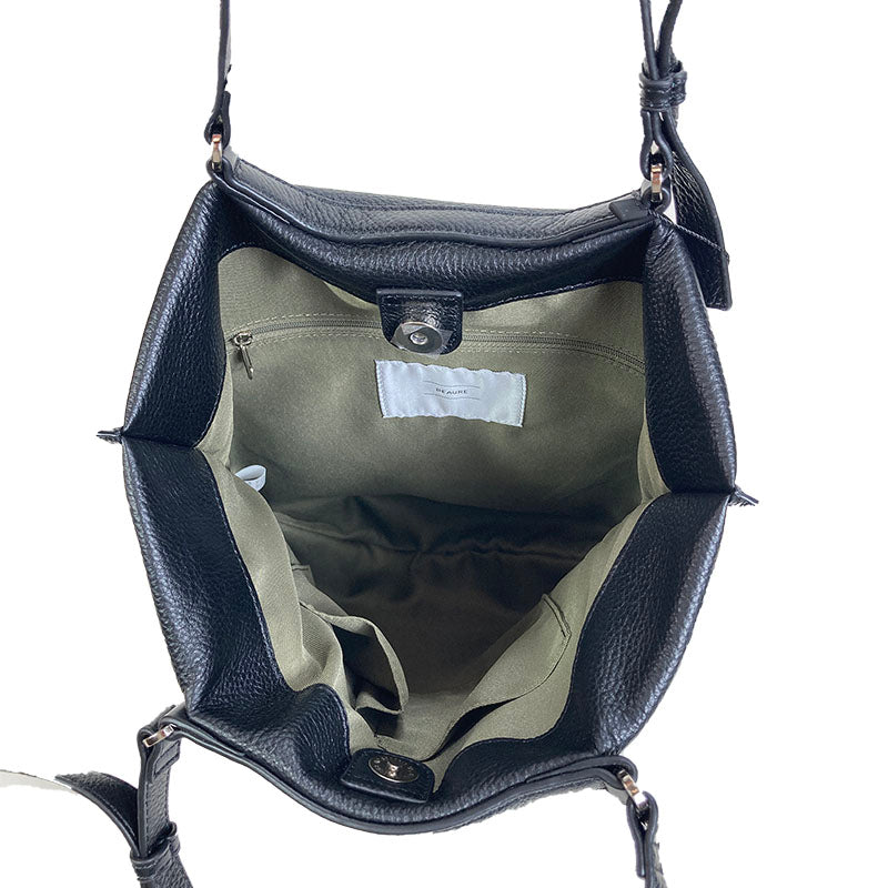 Beaure ビュレ b-24026 カウレザー シンプル 薄マチ A4サイズ トート